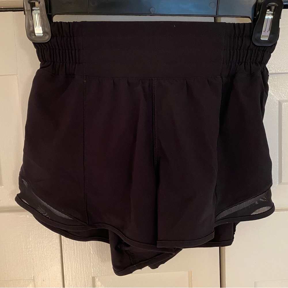 Lululemon Hotty Hot Shorts, black, size 0